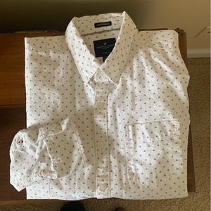 American Eagle men’s shirt